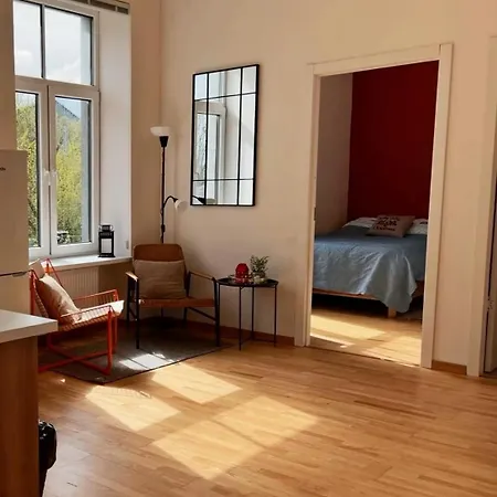 Cozy With Free Backyard Parking - Near Old Town! Appartement *