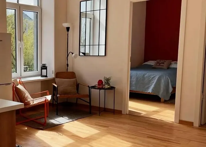 Cozy With Free Backyard Parking - Near Old Town! Dzīvoklis *