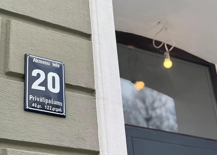 Cozy With Free Backyard Parking - Near Old Town! Apartment Riga